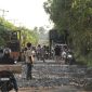 Kerusakan Jalan Nasional Di Tanjabbar desa pembengis di timbun pemkab tanjabbar
