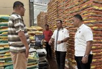 Kombes Taufik Nurmandya Saat Cek Stok Beras Disejumlah Gudang